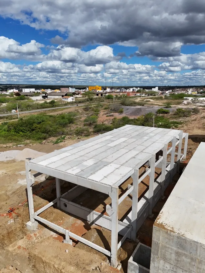 Fundações para muro pré-moldado